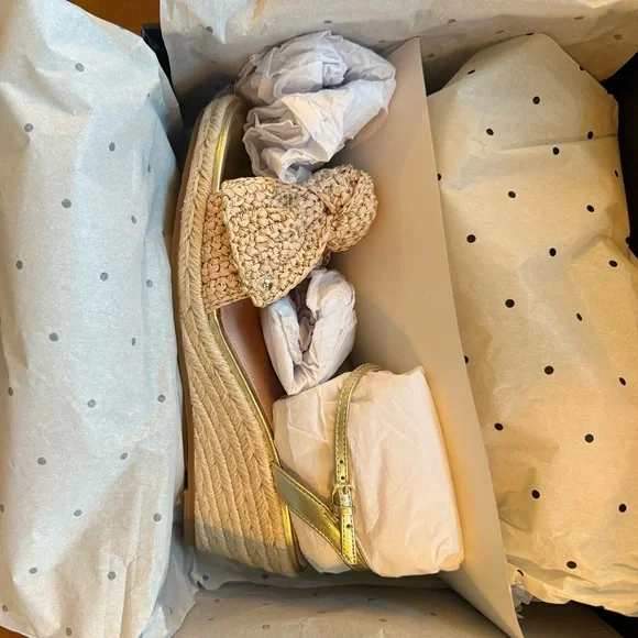 Kate Spade Women LEATHER Bow Strap Espadrille Wedge Platform Sandal 9.5 B GOLD - Picture 3 of 9